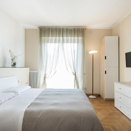 Casa Foscolo Apartment Villa Guardia Ngoại thất bức ảnh
