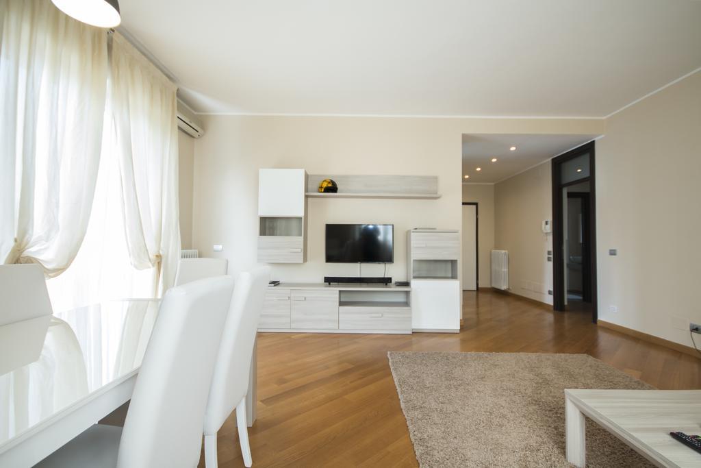 Casa Foscolo Apartment Villa Guardia Ngoại thất bức ảnh